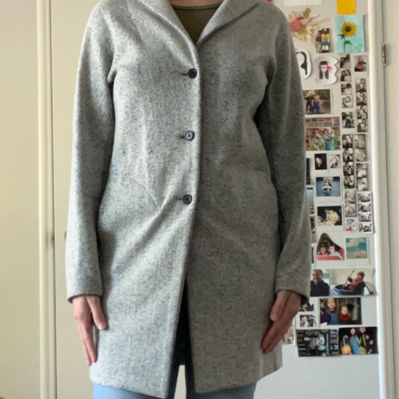 Support Surface Grey Coat - Picture 9 of 10